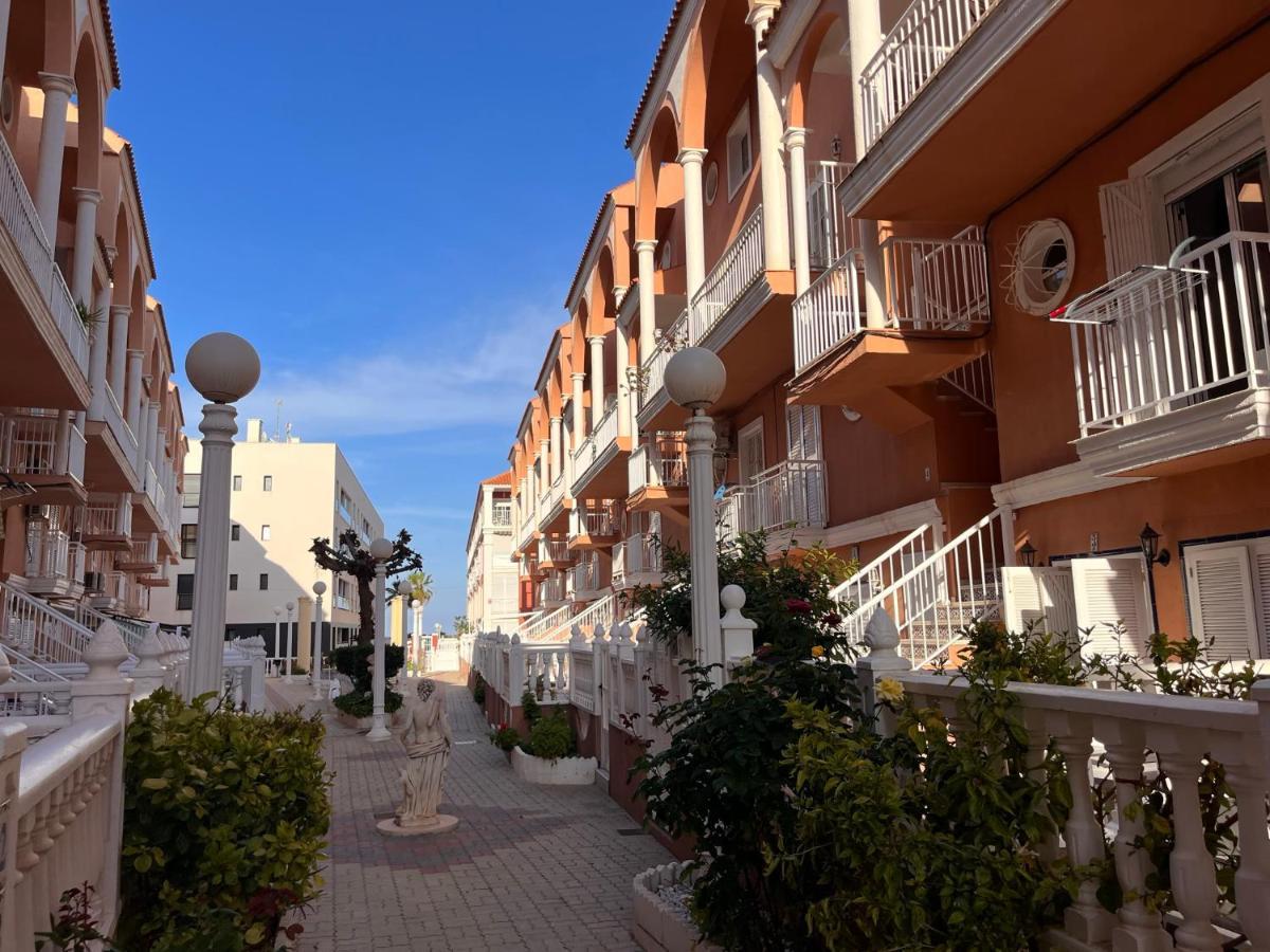 Apj Emperadores Apartment With Swimming Pool, 100 M From Beach La Mata La Mata  Extérieur photo