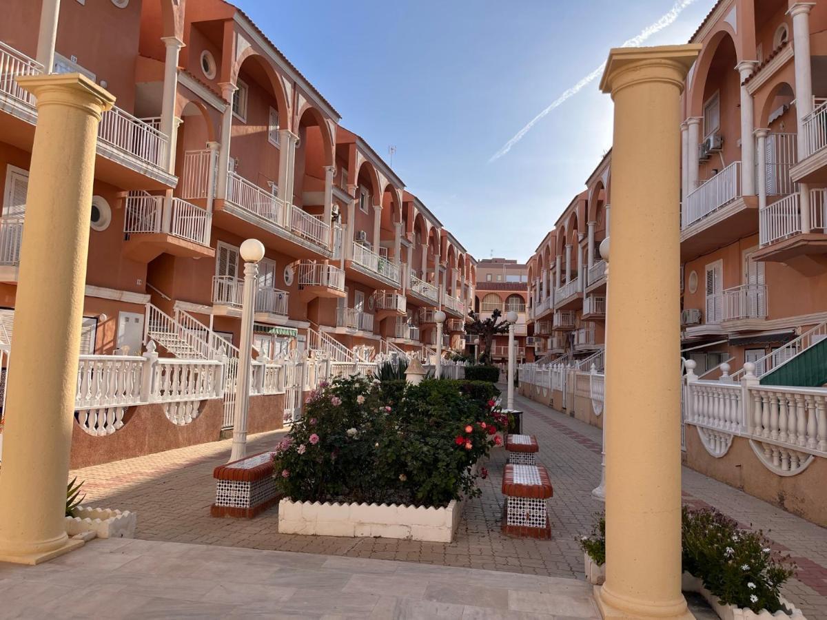 Apj Emperadores Apartment With Swimming Pool, 100 M From Beach La Mata La Mata  Extérieur photo